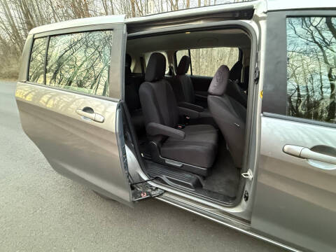 2012 Mazda MAZDA5 Sport