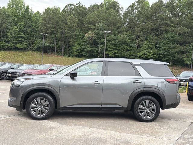 2023 Nissan Pathfinder S