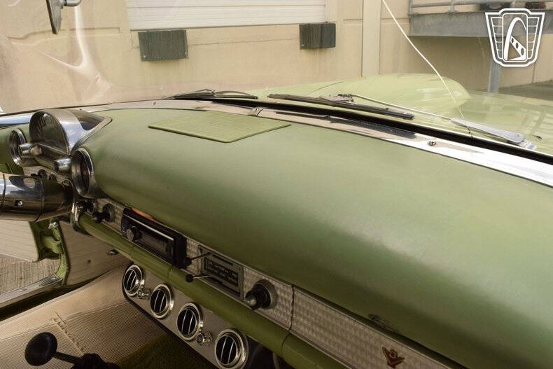 1956 Ford Thunderbird