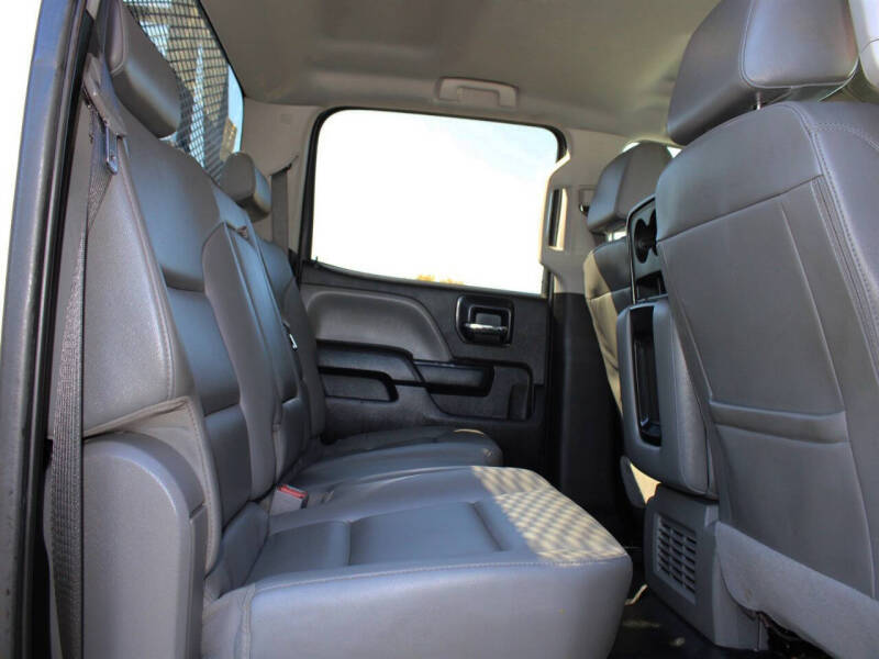 2023 Chevrolet Silverado 5500HD