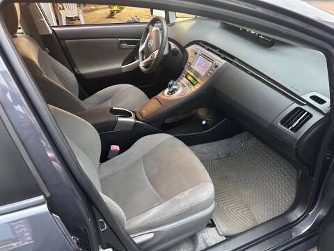 2013 Toyota Prius Two