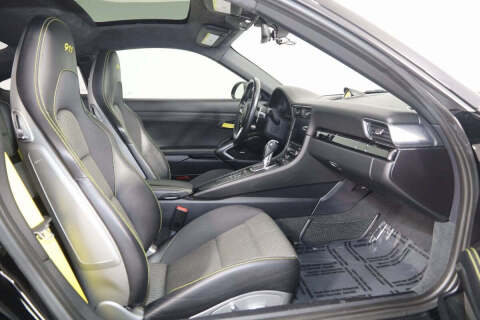 2019 Porsche 911 Carrera