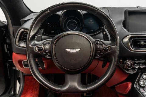 2022 Aston Martin Vantage