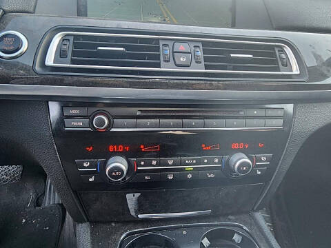 2012 BMW 7 Series 740i