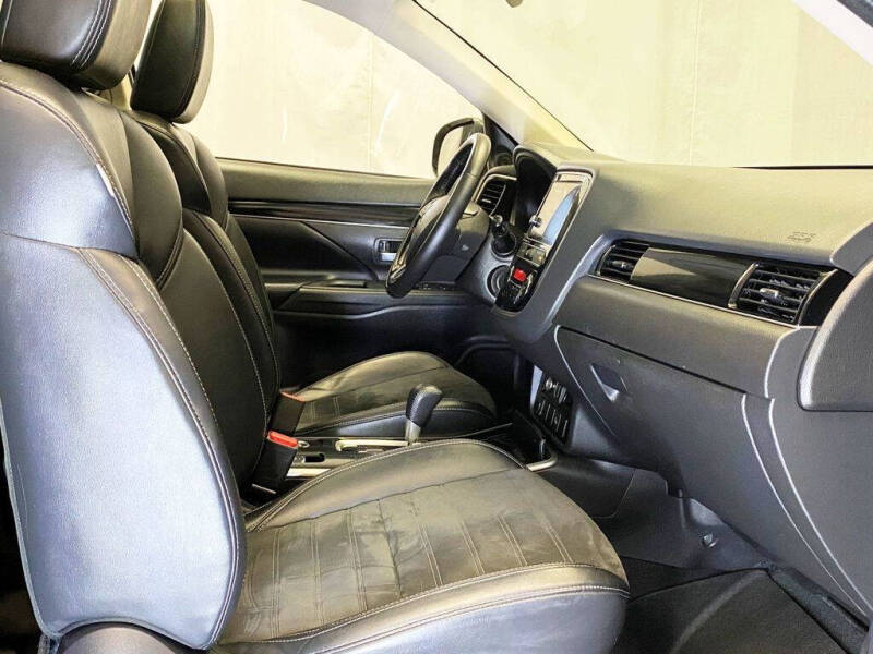 2019 Mitsubishi Outlander