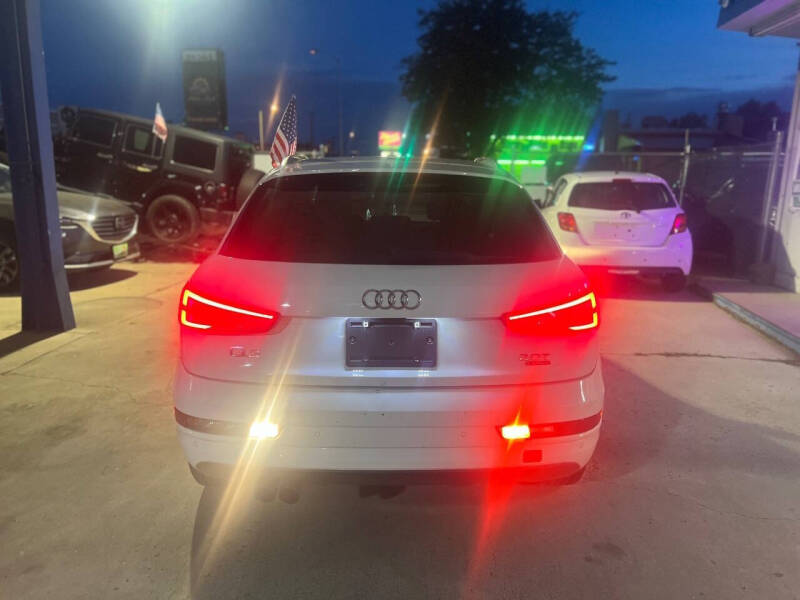 2016 Audi Q3 2.0T quattro Premium Plus