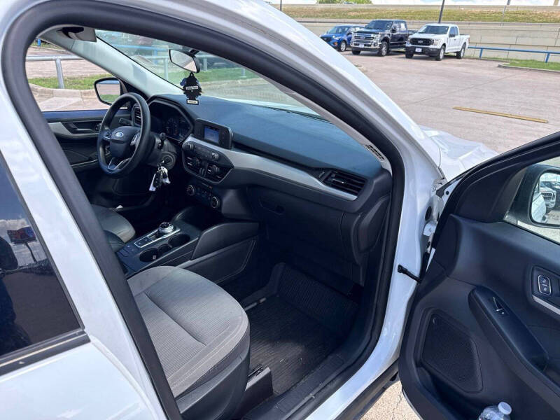2022 Ford Escape S