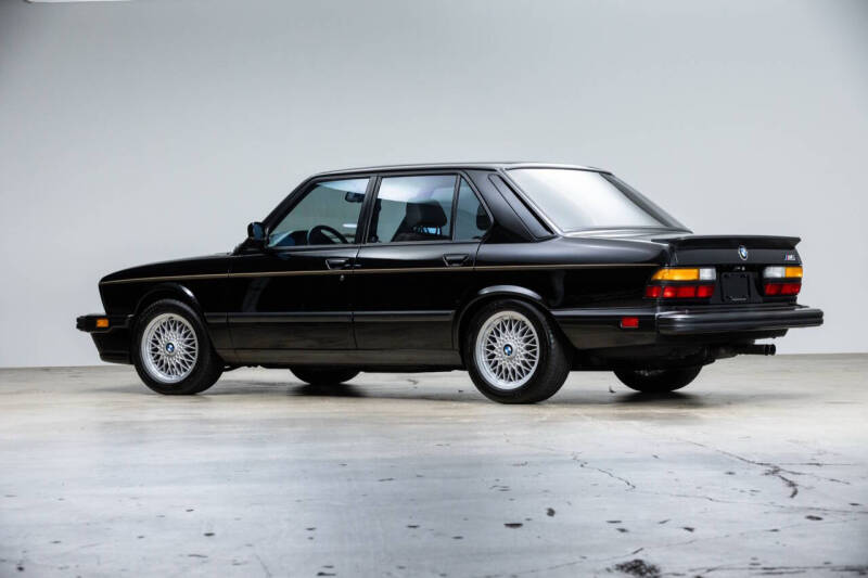 1988 BMW M5