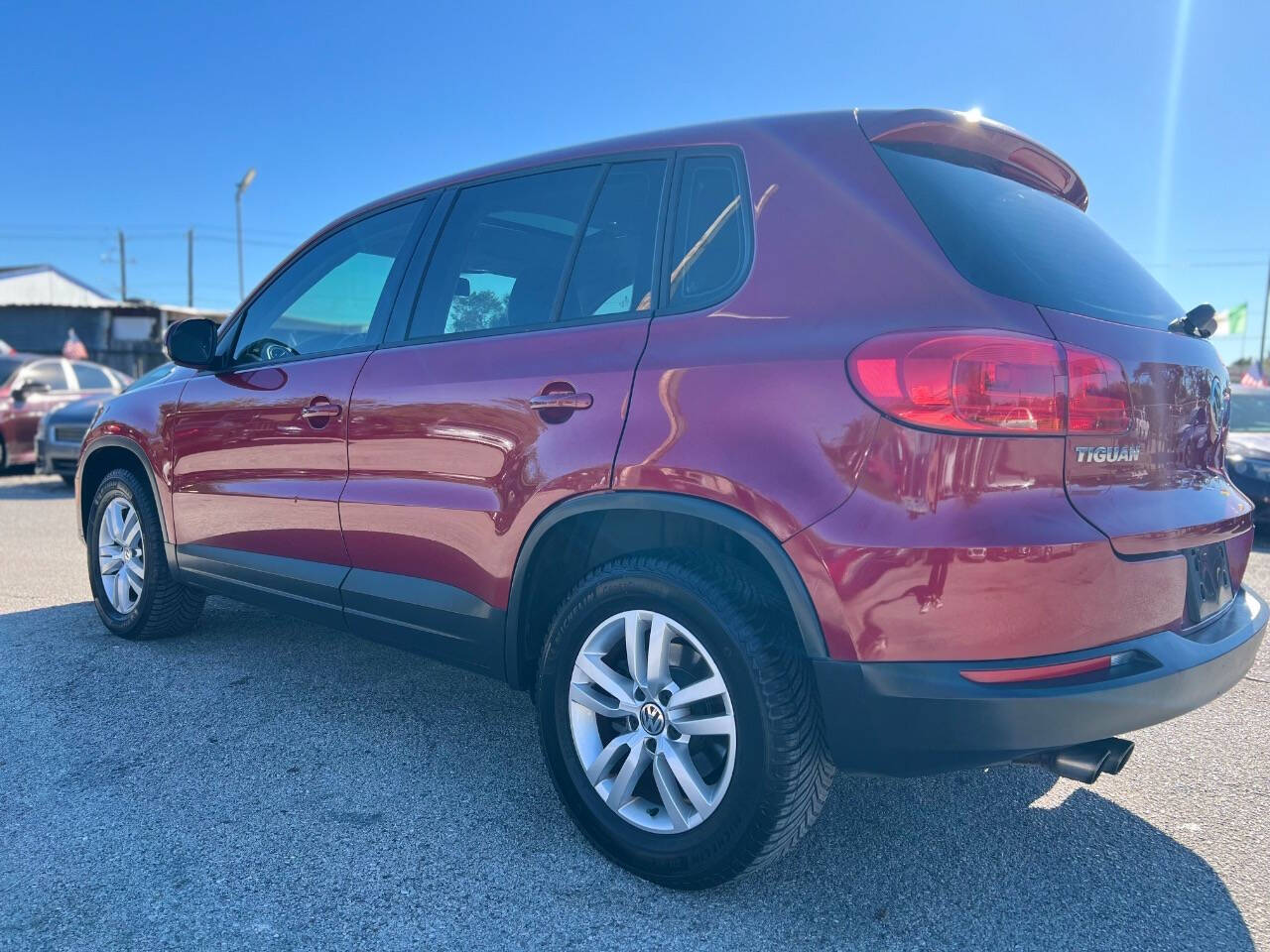 2013 Volkswagen Tiguan for sale at J-R Auto Sales LLC in Houston, TX