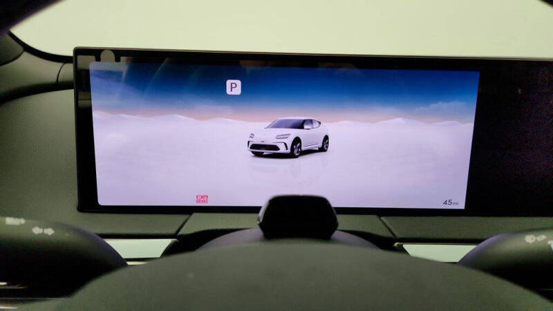 2026 Genesis GV60 Standard