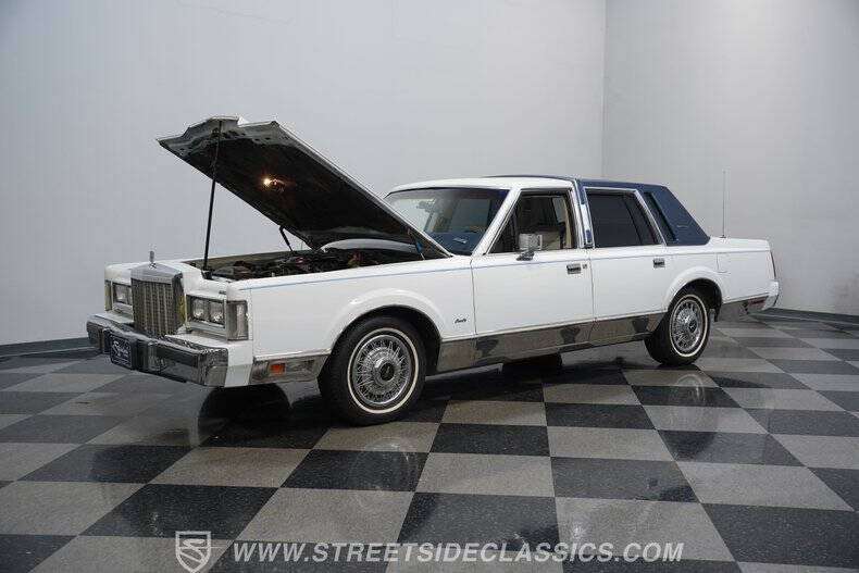 1985 Lincoln Town Car