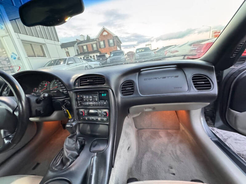 2004 Chevrolet Corvette