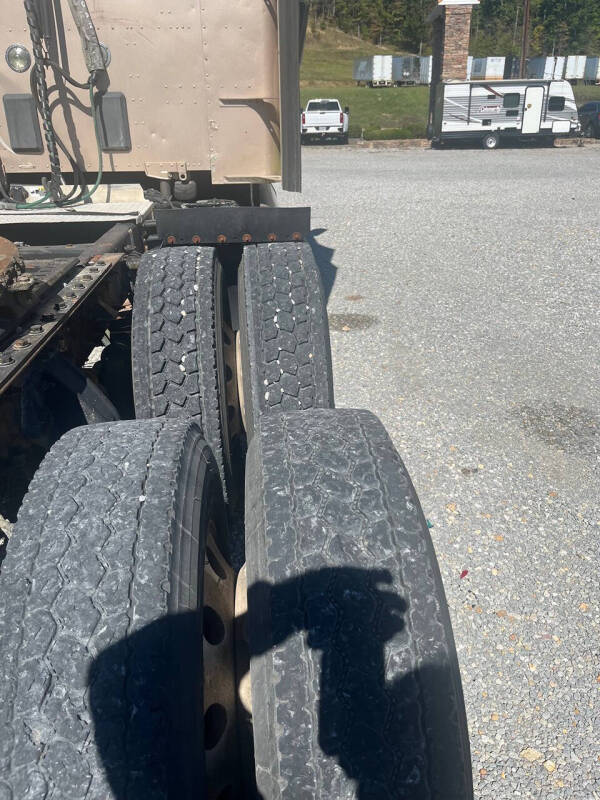 2014 Peterbilt 592 PACCAR