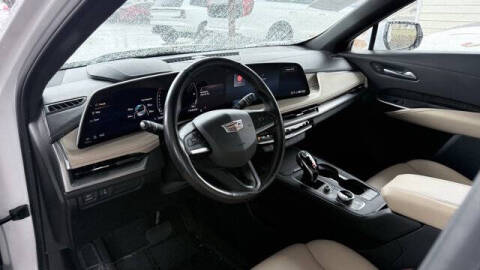 2024 Cadillac XT4 Premium Luxury