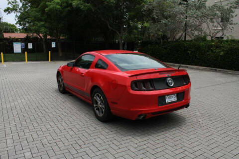 2014 Ford Mustang V6