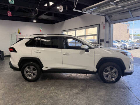 2023 Toyota RAV4 Hybrid XLE