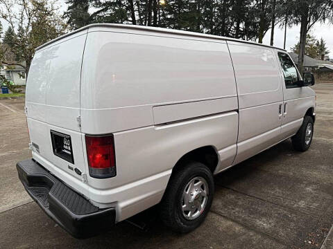 2013 Ford E-Series E-250