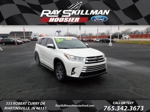 2017 Toyota Highlander for sale at Ray Skillman Hoosier Ford in Martinsville IN
