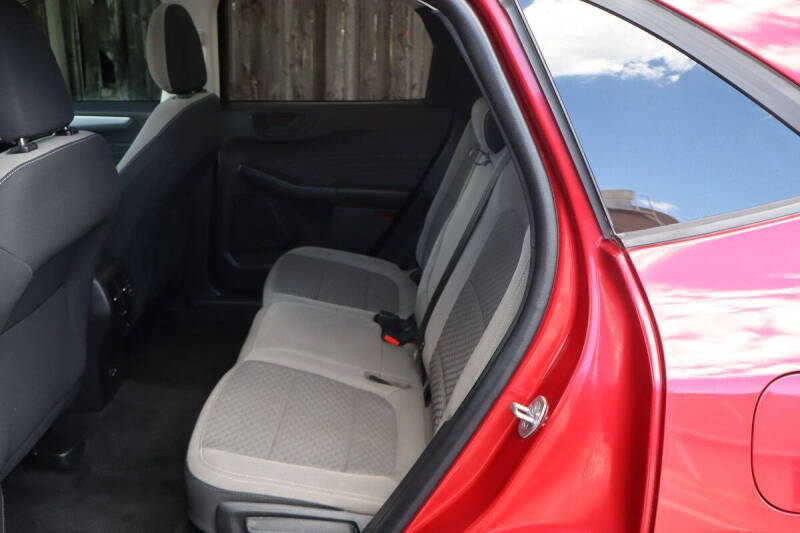 2022 Ford Escape SE