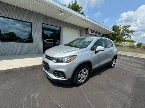 2018 Chevrolet Trax for sale at The Car Cove, LLC in Muncie IN