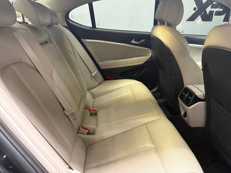 2021 Genesis G70 2.0T