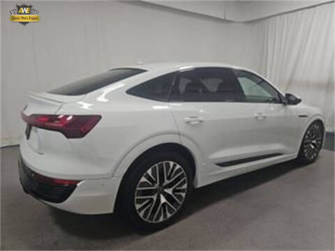 2024 Audi Q8 Sportback e-tron quattro Premium Plus S line