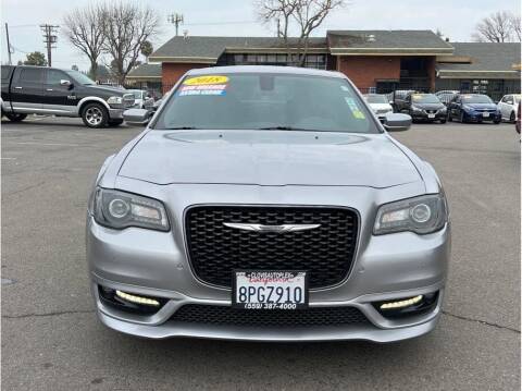2018 Chrysler 300 for sale at Carros Usados Fresno in Clovis CA