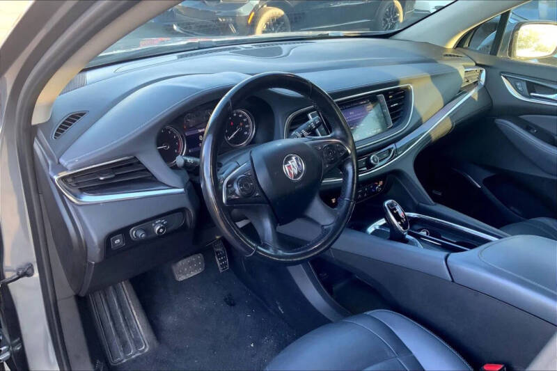 2021 Buick Enclave Essence