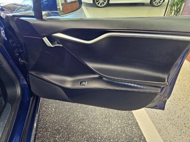 2017 Tesla Model S 75D