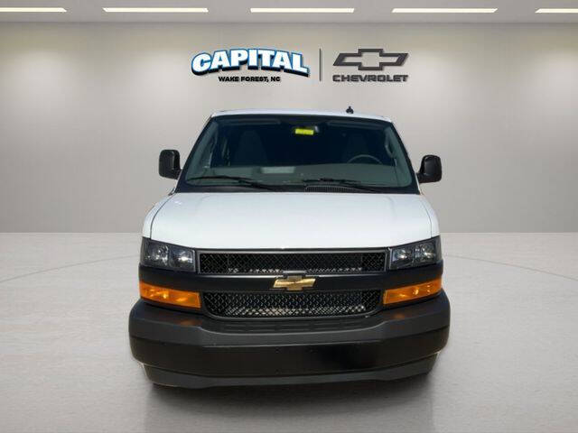 2025 Chevrolet Express 2500