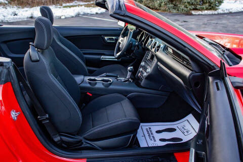 2016 Ford Mustang V6