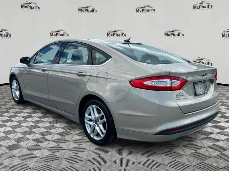 2015 Ford Fusion SE