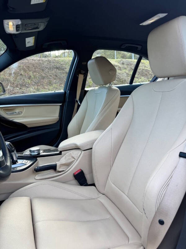 2017 BMW 3 Series 330e iPerformance