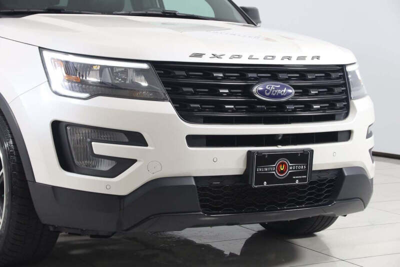 2017 Ford Explorer Sport