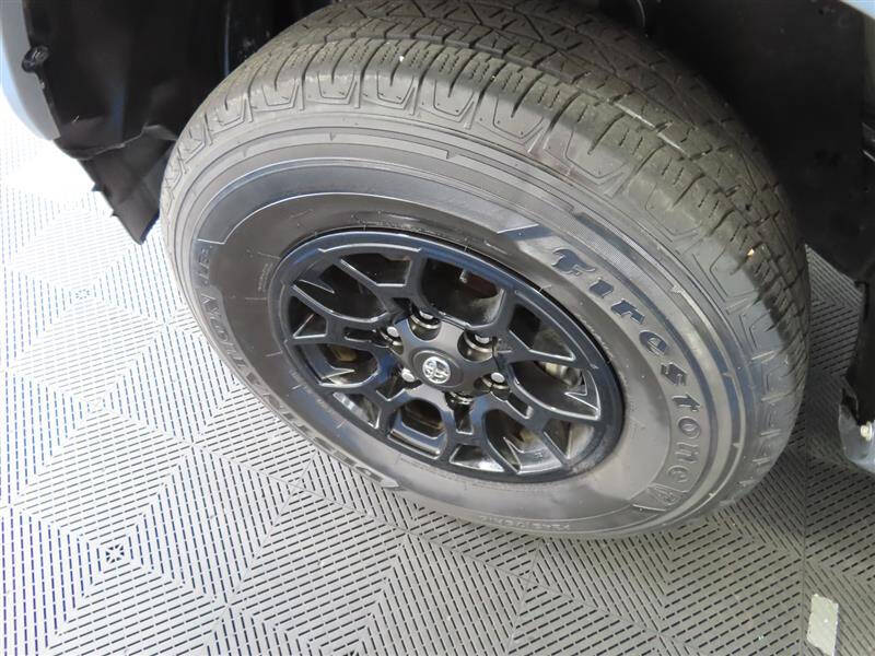 2022 Toyota Tacoma SR5 V6