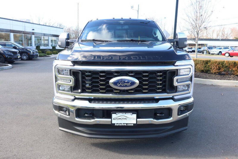 2025 Ford F-350 Super Duty Lariat