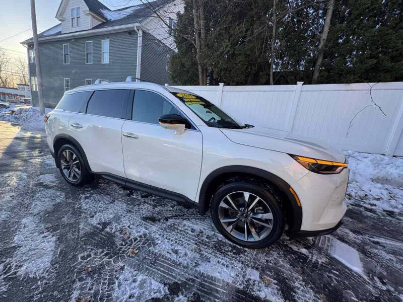 2025 Infiniti QX60 Luxe