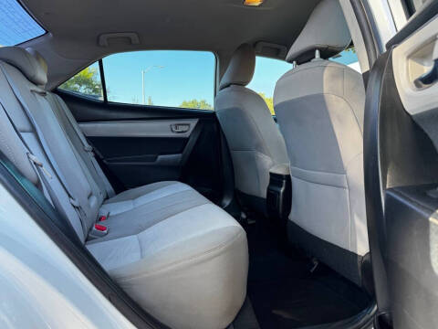 2016 Toyota Corolla LE Plus