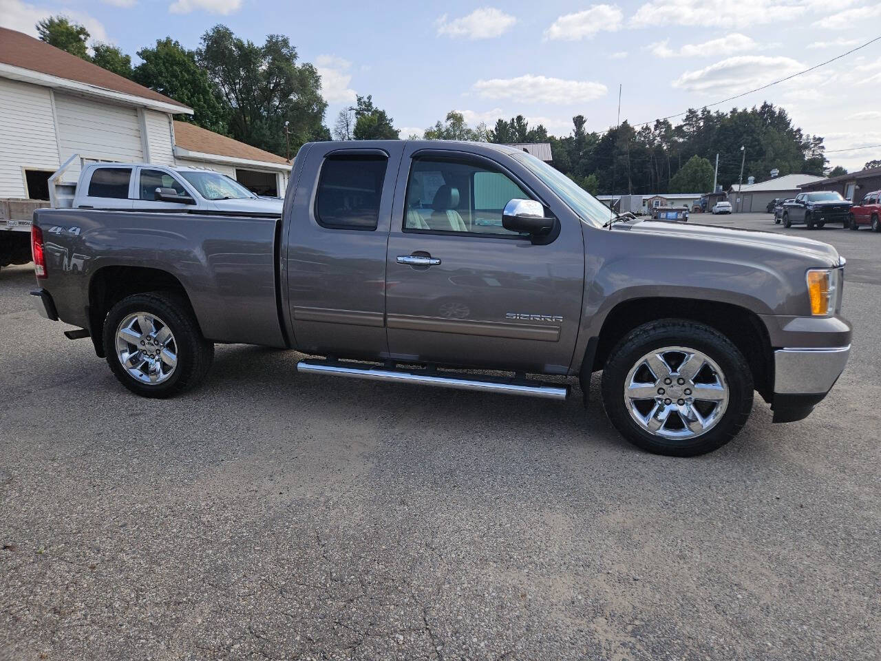 2013 GMC Sierra 1500 for sale at DANGO AUTO SALES in HOWARD CITY, MI