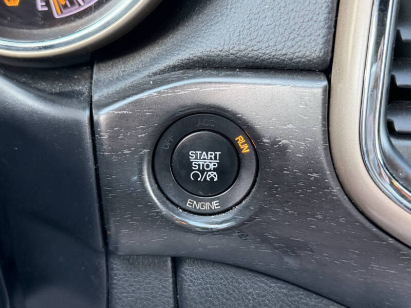 2016 Jeep Grand Cherokee Laredo