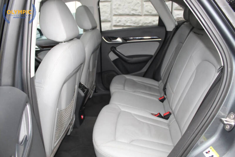 2016 Audi Q3 2.0T quattro Premium Plus