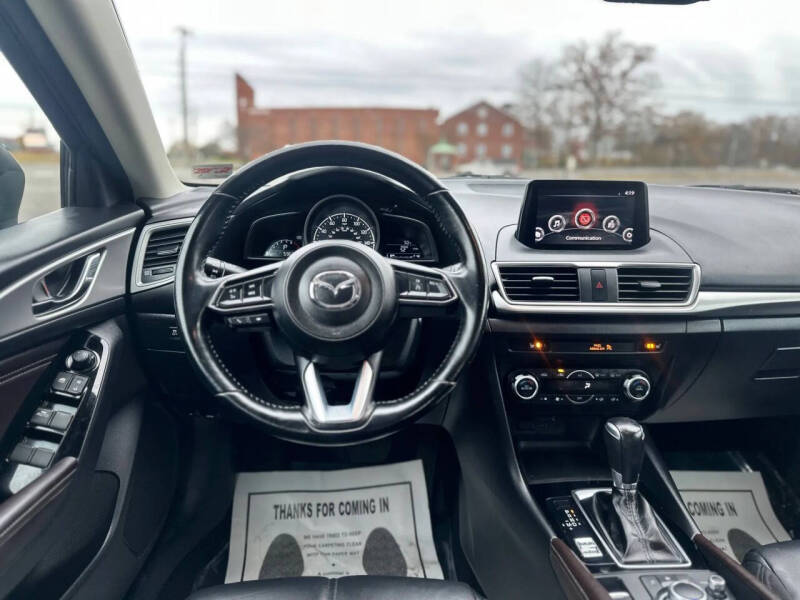 2018 Mazda MAZDA3 Touring