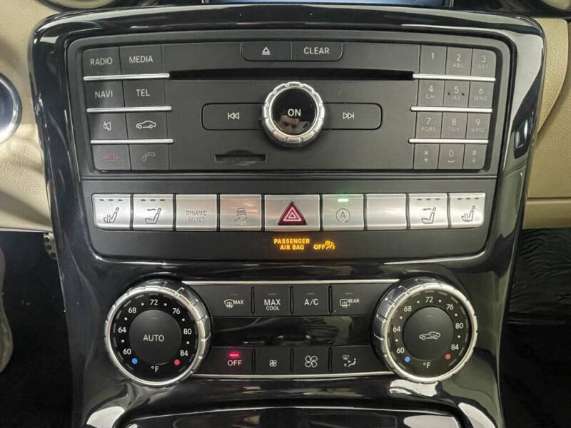 2019 Mercedes-Benz SLC SLC 300