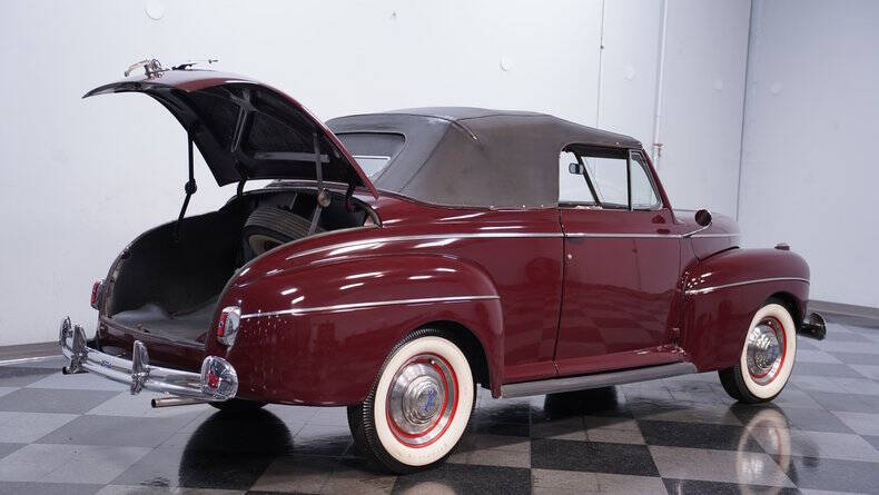 1941 Ford Super Deluxe