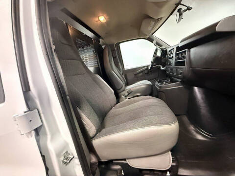 2024 GMC Savana 2500