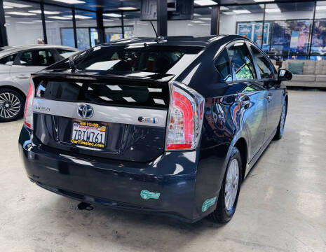 2013 Toyota Prius Plug-in Hybrid