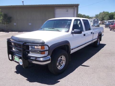 2000 GMC C/K 3500 Series for sale at John Roberts Motor Works Company in Gunnison CO