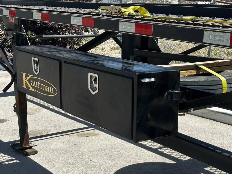 2023 Kaufman 50 ft. Triaxle Car Trailer