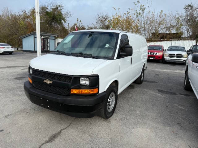 2017 Chevrolet Express 2500