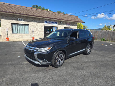 2016 Mitsubishi Outlander for sale at Trade Automotive, Inc in New Windsor NY